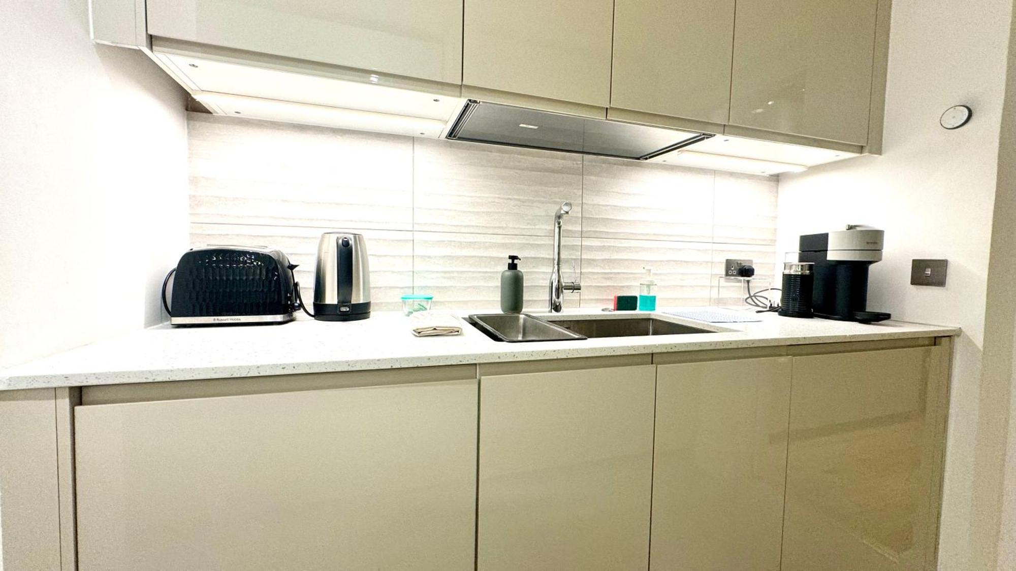 2 Bedroom Apartment In Central London South Kensington By Wild London Eksteriør billede